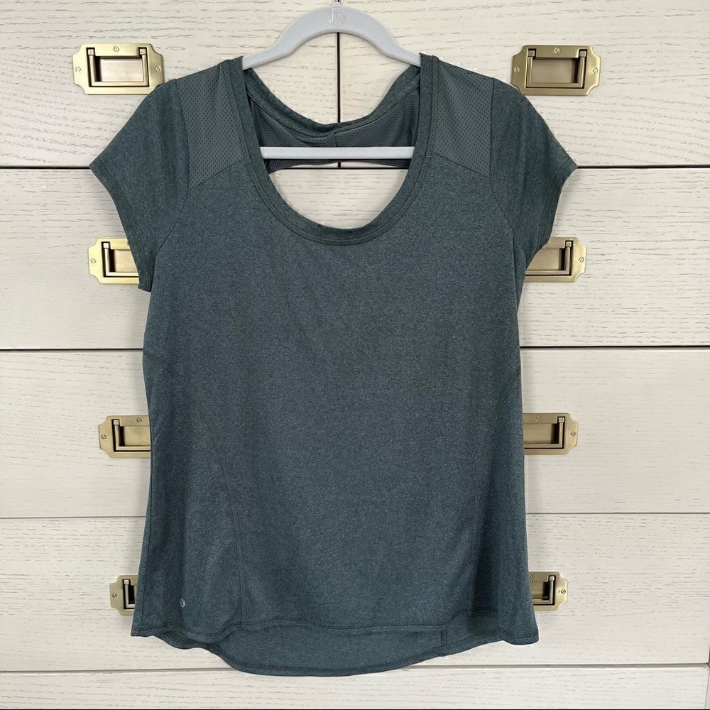 EUC Xersion Open Back with Mesh, Cap Sleeve Workout Top, Size Medium